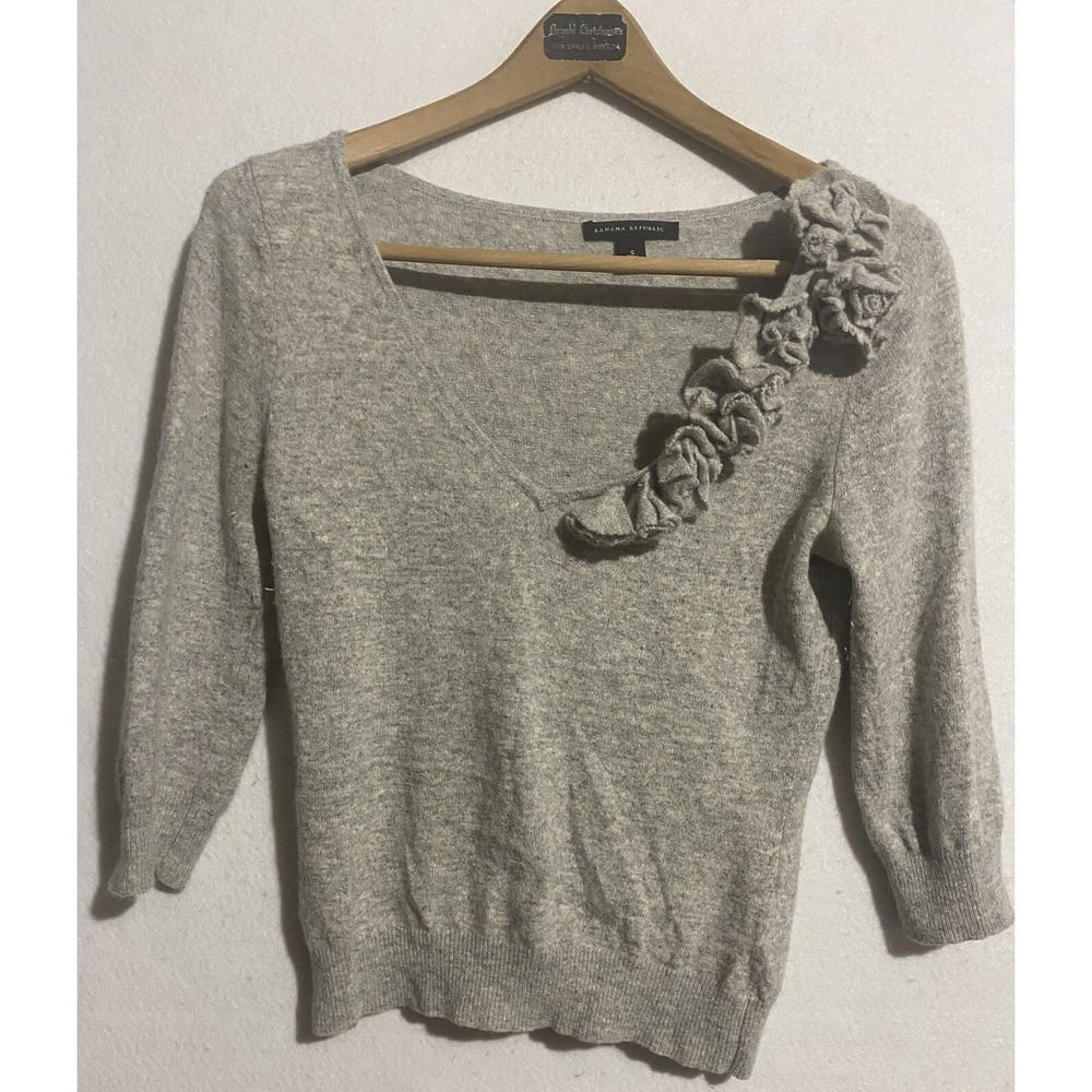 Banana‎ Republic V-neck Gray Fringe Bohemian Sweater Womens Small Wool Blend